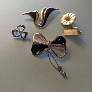 1970s Lot of Vintage Brooches Modernist Enamel Black and Pearl*Edison Phonograph